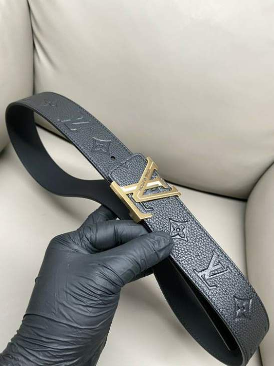 Picture of Louis Vuitton Belts _SKUfw207310853fw